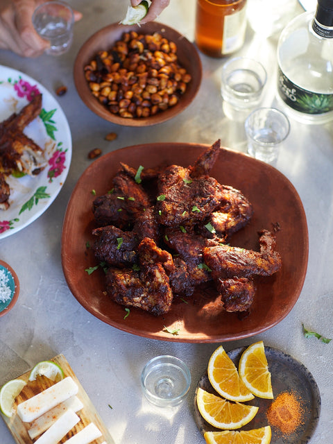 MOLE COLORADITO WINGS