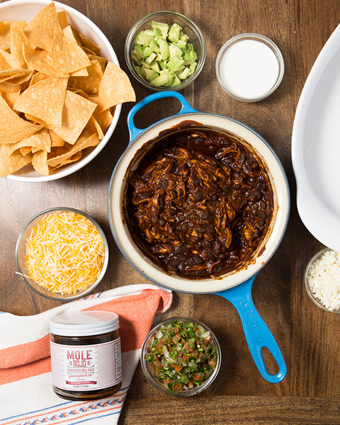 MOLE NACHOS